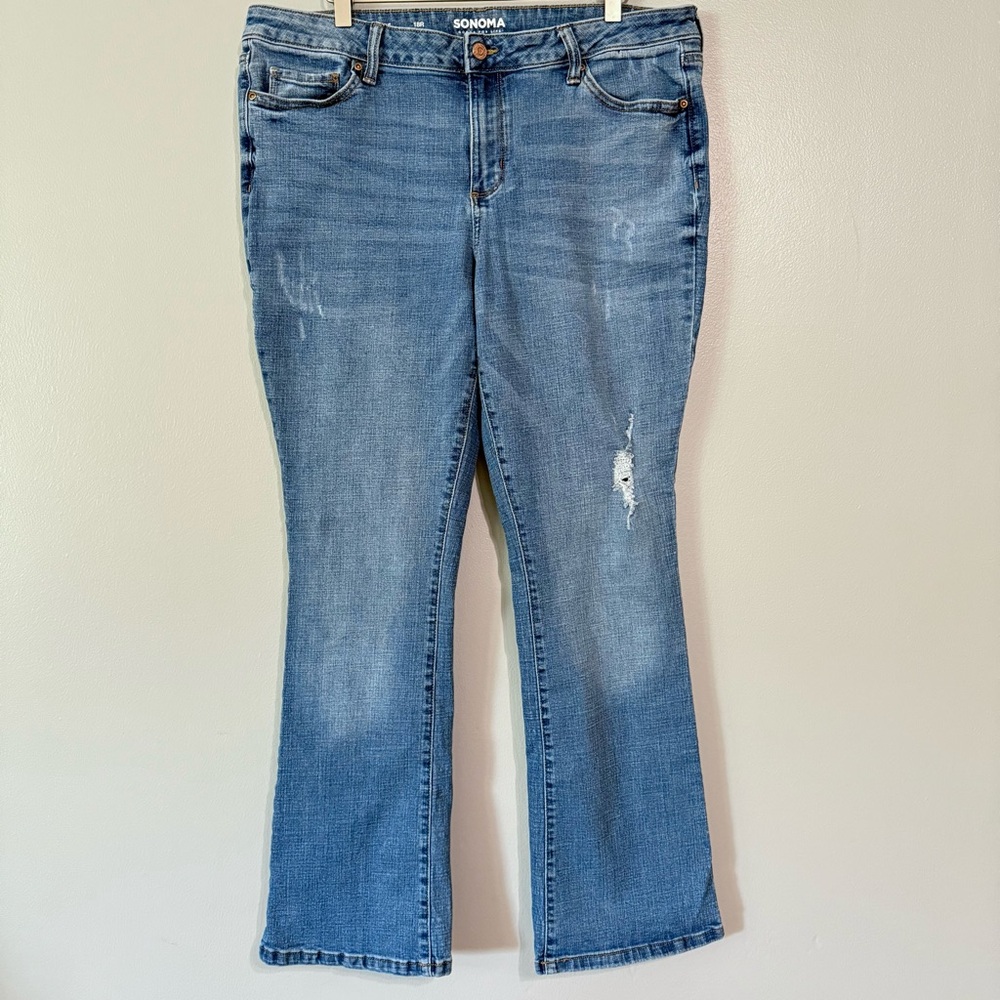 Sonoma Women's Size 18R Bootcut Distressed Blue Jeans 270B4